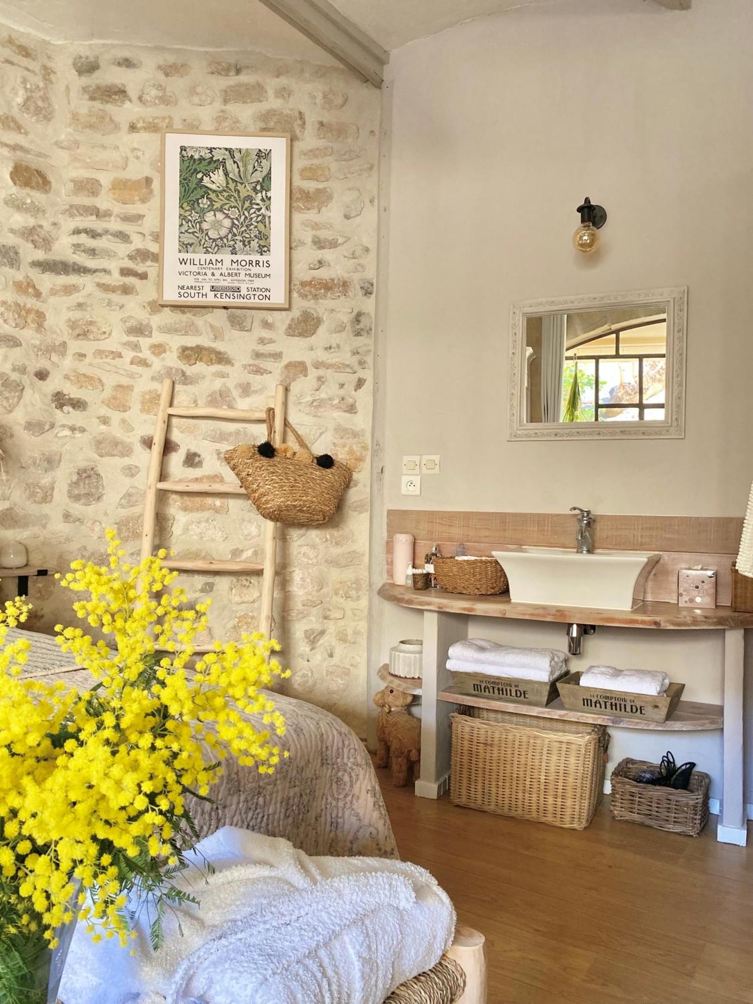 Bed and Breakfast La Dame Jeanne Fontanes  Exterior foto